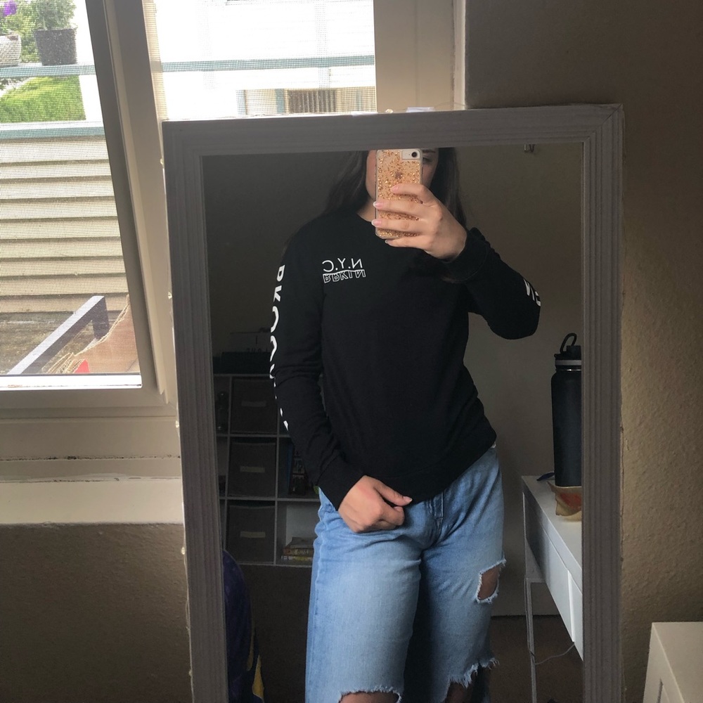 H&M Brooklyn New York Black Long Sleeve T-shirt